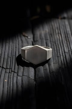 Altıgen Model Mat Gümüş Erkek Şövalye Yüzüğü