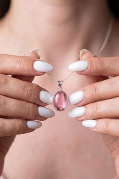 Pembe Renk Zirkon Taşlı Minimal Gümüş Kolye