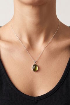 Yeşil Renk Zirkon Taşlı Minimal Gümüş Kolye