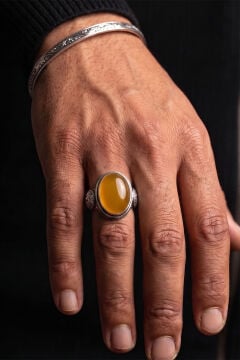 Oval Sarı Akik Taşlı Kalem İşçiliği Detaylı El İşçiliği Gümüş Yüzük