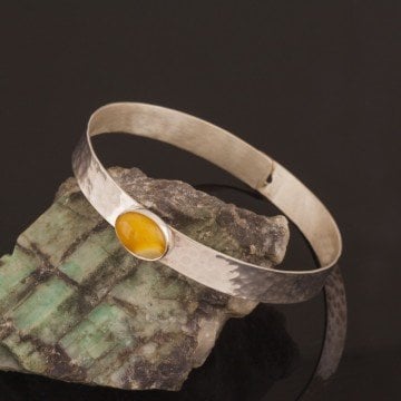 Kehribar Taşlı El İşi Kelepçe Model Bileklik