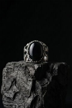 Oniks Taşlı Zambak Model El İşçiliği Erkek Gümüş Yüzük