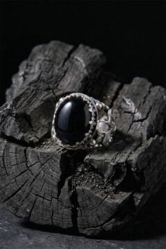 Oniks Taşlı Zambak Model El İşçiliği Erkek Gümüş Yüzük