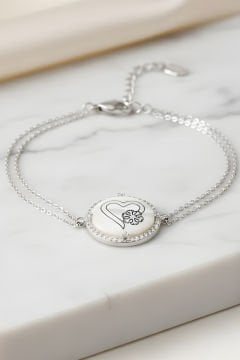 Zirkon Taşlı Kalp İçine Kar Tanesi Gümüş Bileklik