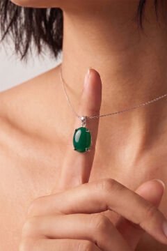 Minimalist Oval Tasarım Yeşil Akik Taşlı Kadın Gümüş Kolye