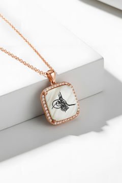 Zirkon Taş Süslemeli Tuğra Desenli Gümüş Kolye Rose Rengi