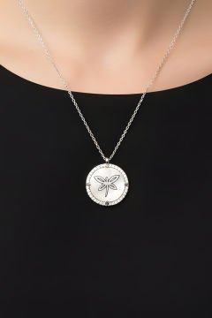 Zirkon Taş Süslemeli Yusufçuk Desenli Gümüş Kolye