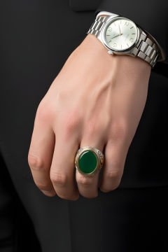 Yeşil Akik Taşlı Vav Desenli Gümüş Yüzük