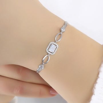 Zirkon Taşlı Dikdörtgen Model Gümüş Bileklik