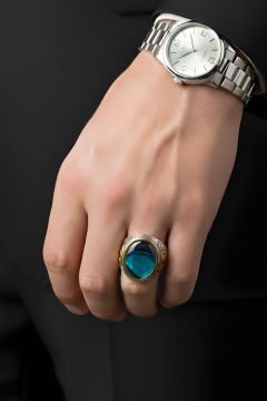 Okyanus Sedefi Taşlı Tuğra Desenli Gümüş Yüzük