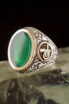 Yeşil Akik Taşlı Tuğra Desenli Gümüş Yüzük