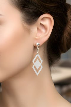 İkiz Elmas Model Gümüş Küpe