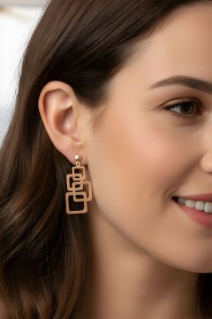 Kare Sarmal Model Gümüş Küpe Rose Rengi