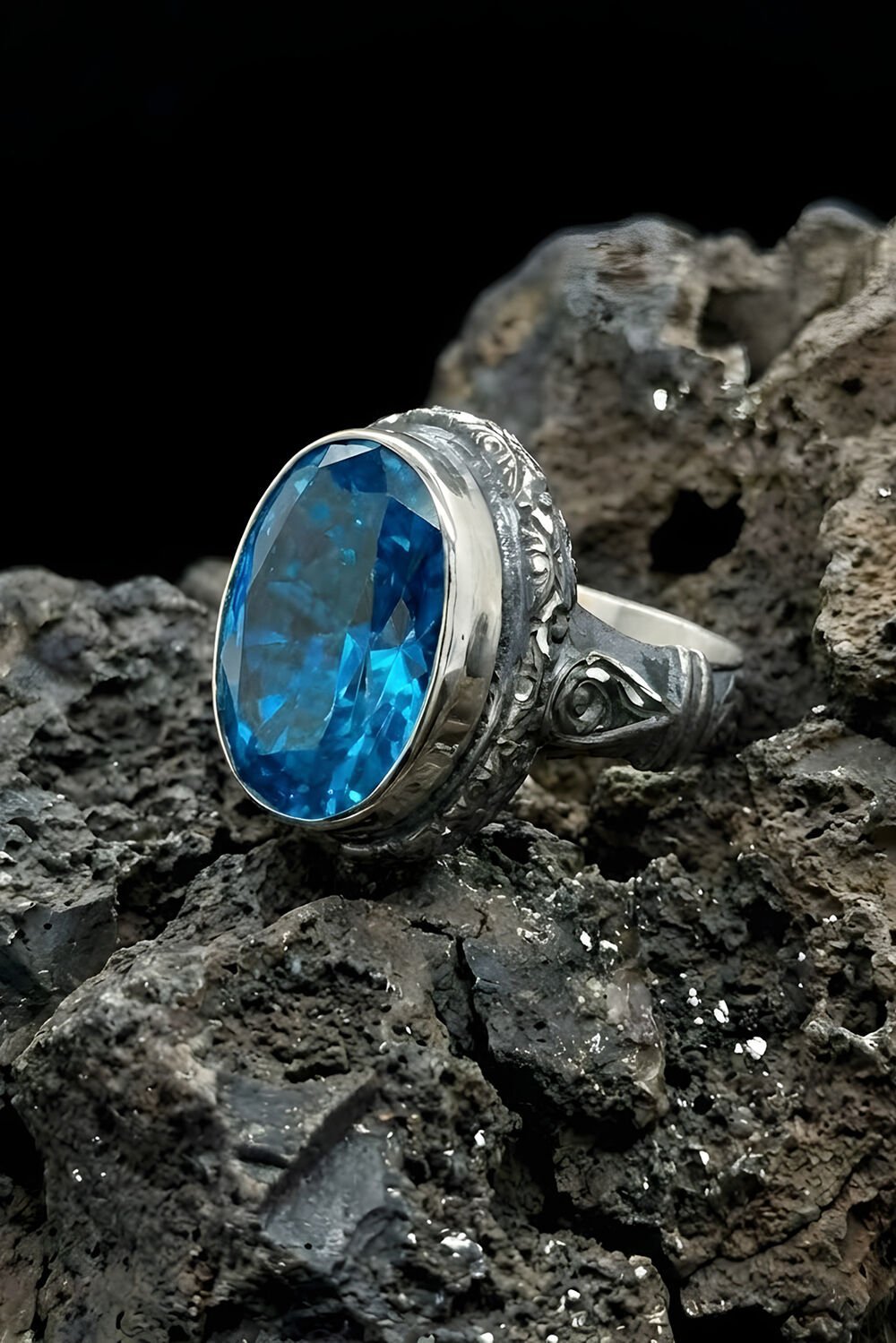 Usta İşi Erzurum Kalem İşçiliği Mavi Topaz Zirkon Taşlı Erkek Yüzük