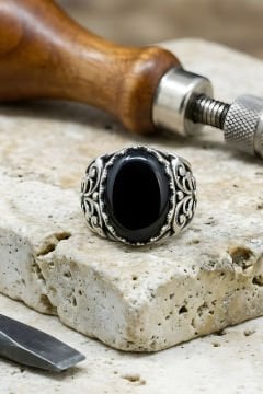 Hünkar  Model El İşi Oniks Taşlı Gümüş Yüzük