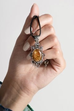 Orijinal Damla Kehribar El İşi Gümüş Kolye