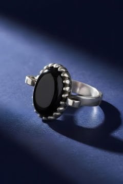 Sade Model Oniks Taşlı El İşi Gümüş Yüzük