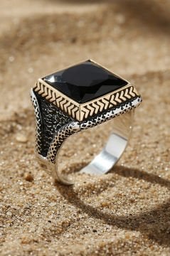 Siyah Zirkon Taşlı Gümüş Yüzük