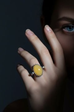 Sade Model Sarı Akik Taşlı El İşi Gümüş Yüzük