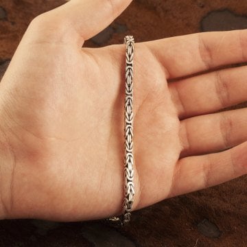 Kare Kral Model 3,90 mm Erkek Gümüş Zincir Kolye