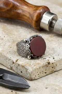 Ağaç Kabuğu Model El İşi Akik Taşlı Gümüş Yüzük