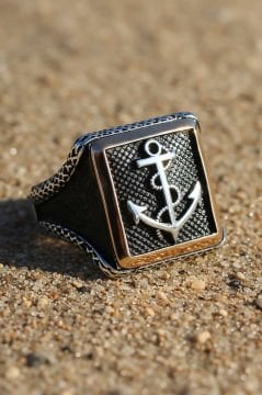 Kare Model Çapa Sembollü Gümüş Yüzük