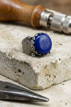 Ağaç Kabuğu Model El İşi Lapis Lazuli Taşlı Gümüş Yüzük