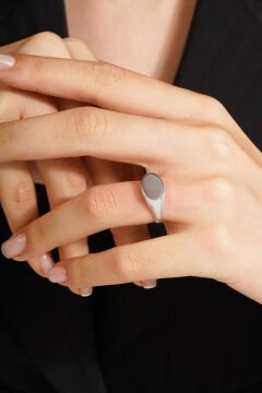 Minimal Model Oval Ayarlanabilir Gümüş Yüzük Gümüş Rengi