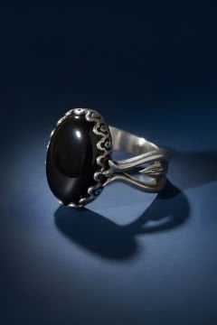 Lale Model Oniks Taşlı El İşi Gümüş Yüzük