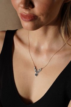 Geyik Model Siyah Mineli Gümüş Kolye