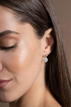 Sedef Taşlı Minimal Gümüş Kadın Küpe