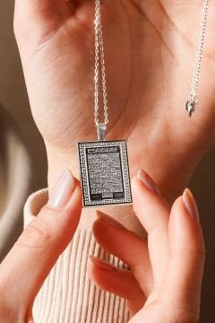 Ayet-el Kursi ve Dört Kul Sureleri Kazıma Çift Taraflı Unisex Kolye