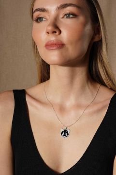 Panda Model Siyah Mineli Gümüş Kolye