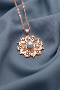 Mandala Desenli Doğal İnci Taşlı Gümüş Kolye Rose Rengi