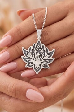 Lotus Çiçeği Model 925 Ayar Gümüş Taşsız Kolye