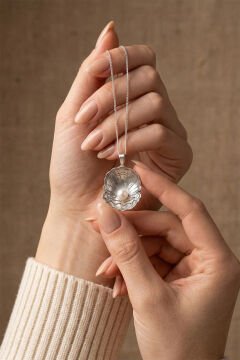 Özel Tasarım İsritidye İçine Doğal İnci Taşlı Gümüş Kolye