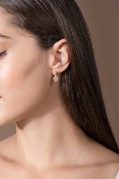 Pembe Kuvars Taşlı Minimal Gümüş Kadın Küpe Altın Rengi