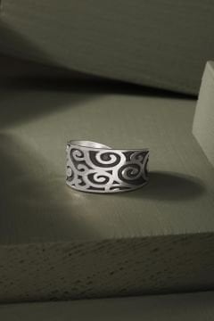 Sarmal Desenli Ayarlanabilir Gümüş Yüzük