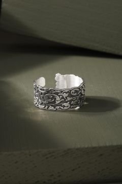 Sarmaşık Gravür Desenli Ayarlanabilir Gümüş Yüzük