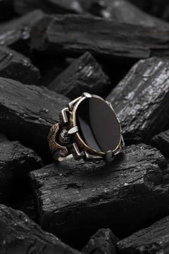 Kalem İşleme Oniks Taşlı Erkek Yüzüğü