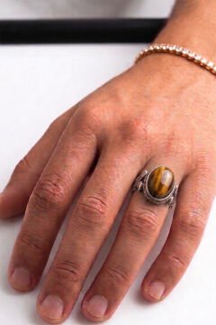 Oval Katre Model Kaplangözü Taşlı Gümüş Erkek Yüzük
