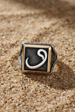 Kare Model Vav Harfli Gümüş Yüzük