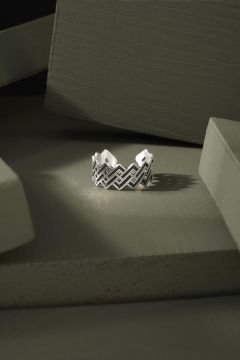 Labirent Desenli Ayarlanabilir Gümüş Yüzük