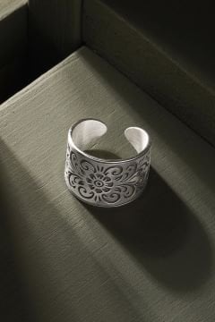Çiçek İşleme Desenli Ayarlanabilir Gümüş Yüzük