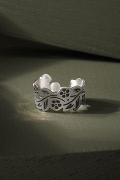 Çiçekli Sarmaşık Model Ayarlanabilir Gümüş Yüzük