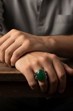 Kalem İşleme Yeşil Akik Taşlı Erkek Yüzüğü