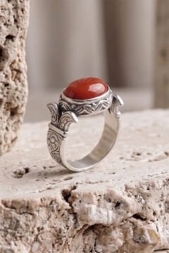 Yan Oval Katre Model Mercan Taşlı Gümüş Erkek Yüzük