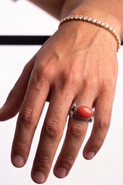 Yan Oval Katre Model Mercan Taşlı Gümüş Erkek Yüzük