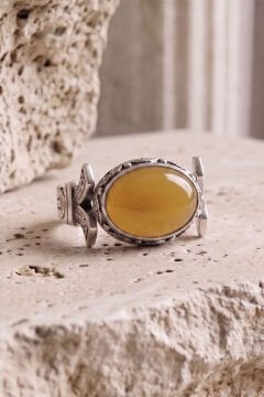 Yan Oval Katre Model Sarı Akik Taşlı Gümüş Erkek Yüzük