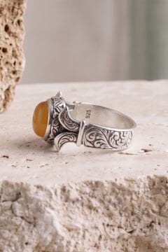 Yan Oval Katre Model Sarı Akik Taşlı Gümüş Erkek Yüzük